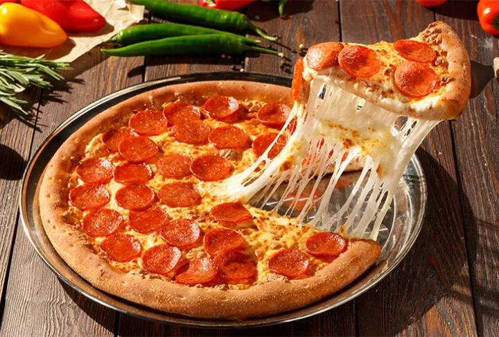 Erzurum’da Taş Fırın Pizza Lezzeti: İtalyan Tarzı, Türk Dokunuşu Apiko’da!